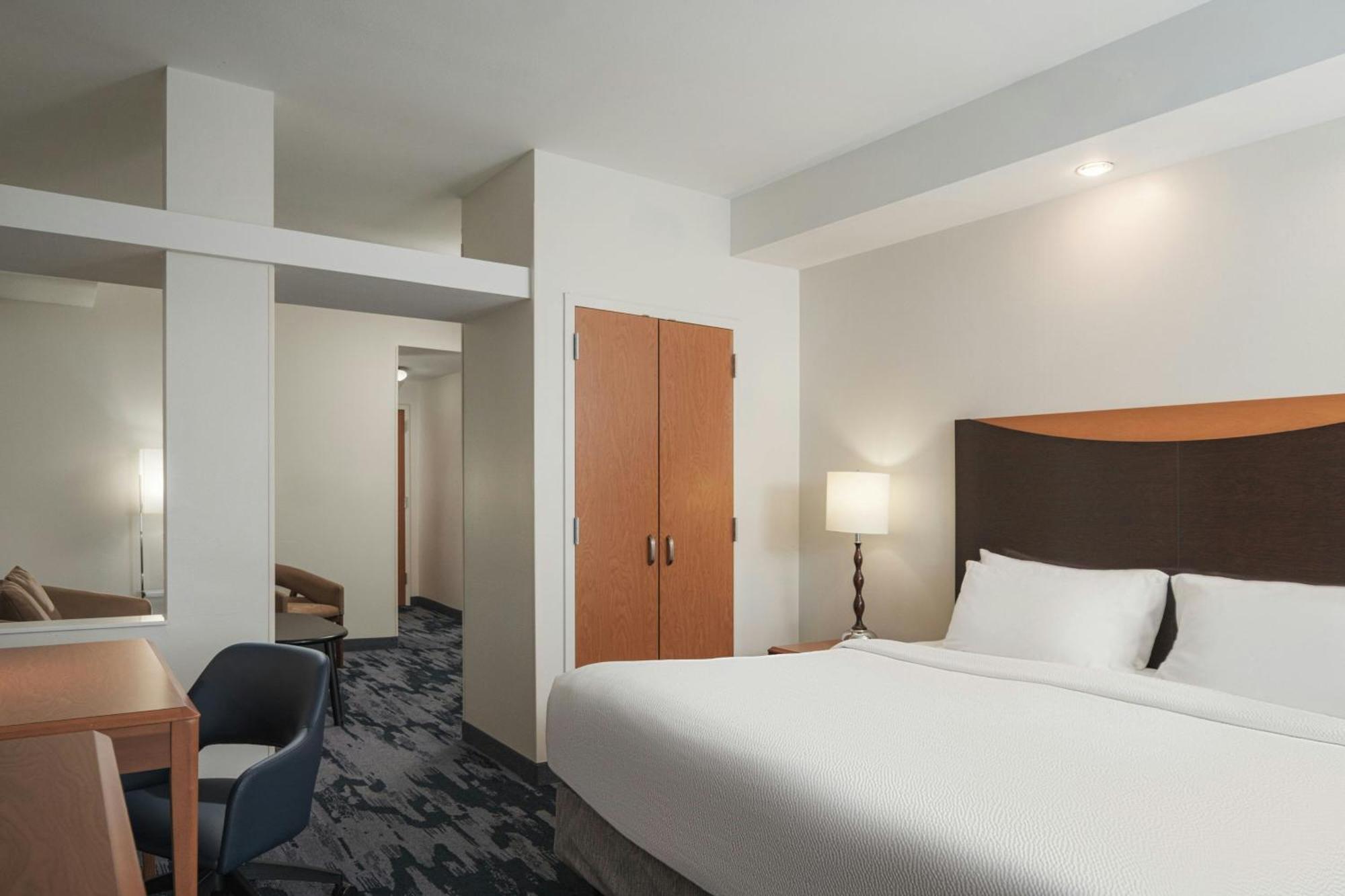 Fairfield Inn & Suites Louisville East Eksteriør billede